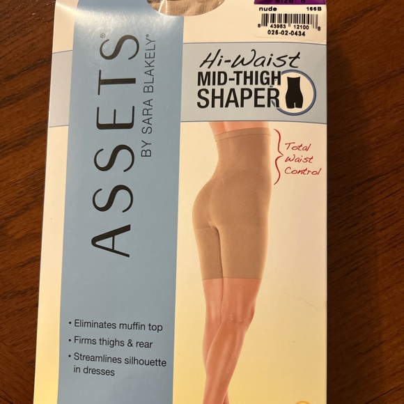 ASSETS by Sara Blakely Other - ASSETS Spanx High Waist Shaper Shorts Size 5 - Tan